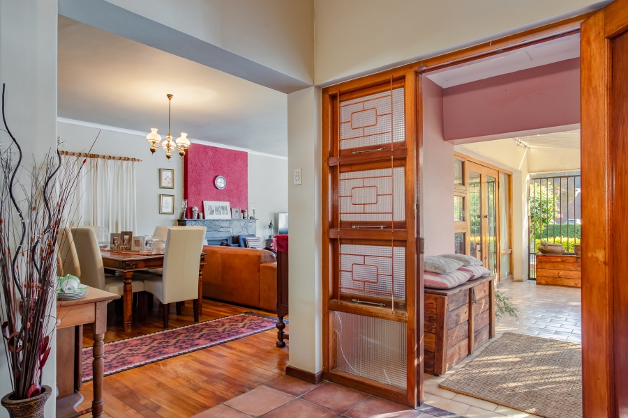 3 Bedroom Property for Sale in Denneburg Western Cape